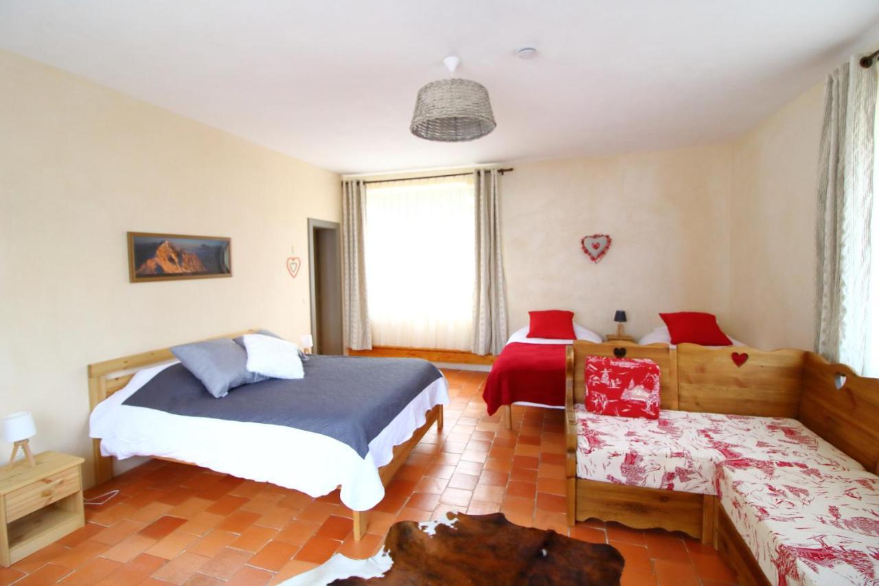 Le Moulin Des Olirics Chalet